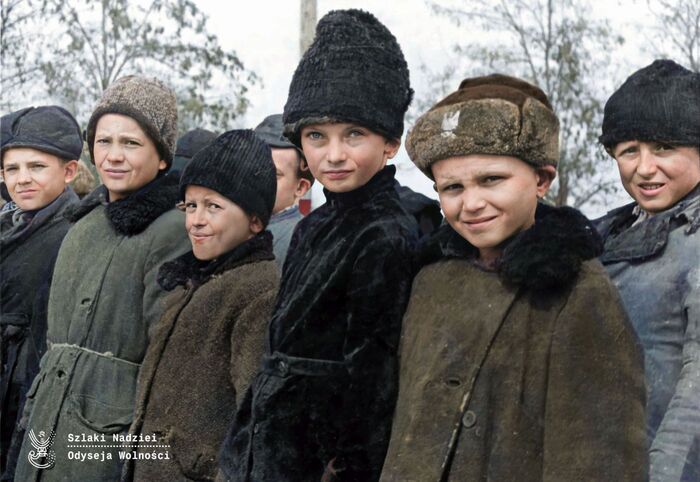 Dzieci w obozie formującej się Armii Polskiej na Wschodzie, Wrewskaja, Uzbekistan, 1942 r.