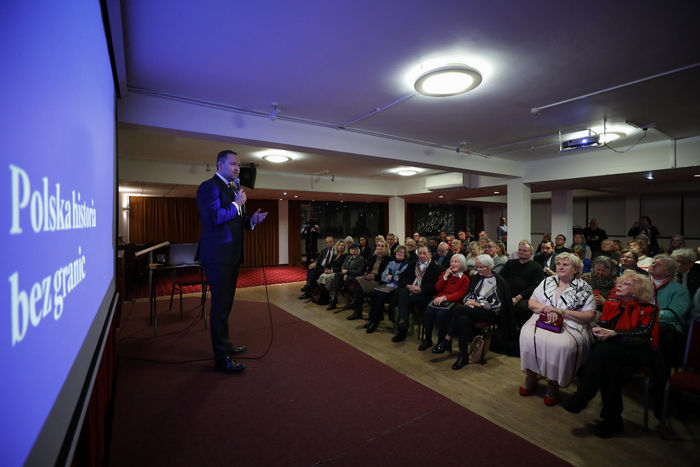 Wystawa „Szlaki Nadziei. Odyseja Wolności” w Londynie – 9 lutego 2024 r. Na zdj. prezes IPN dr Karol Nawrocki. Fot. Mikołaj Bujak (IPN)