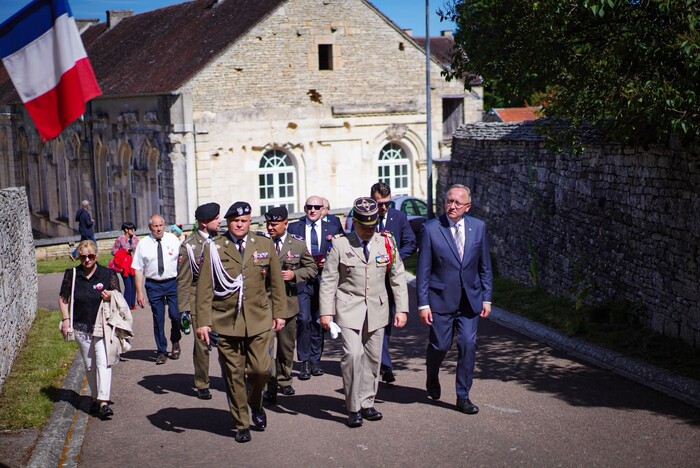 W hołdzie Polakom - obrońcom Francji 1940 rok  - Fot.4 Mateusz Niegowski (IPN)