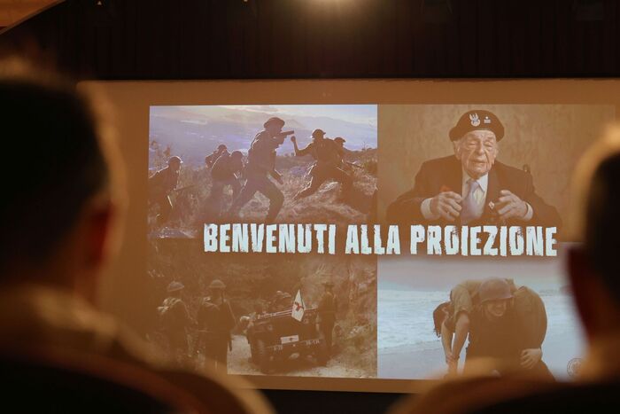 Pierwszy zagraniczny pokaz serialu „Szlak nadziei. Bitwa o Monte Cassino” w Cassino Fot.2 Rafał Pękalski (IPN)jpg