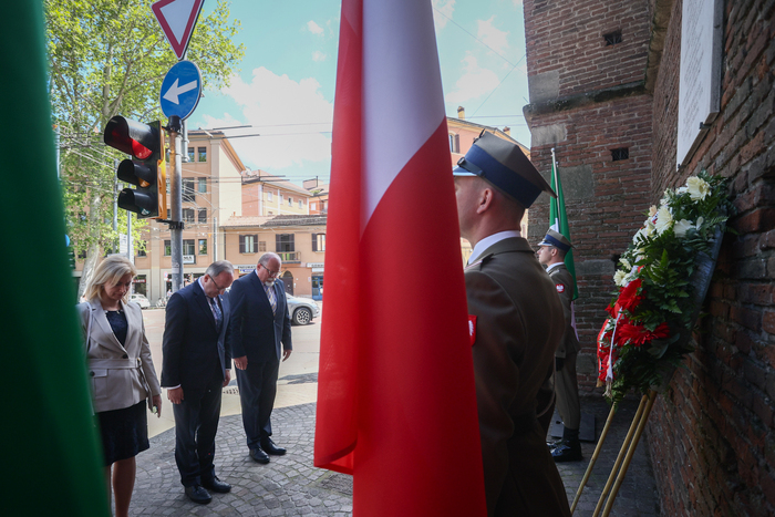 W Bolonii oddaliśmy hołd żołnierzom 2. Korpusu Polskiego – 24 kwietnia 2025. Fot.2 Sławek Kasper (IPN)