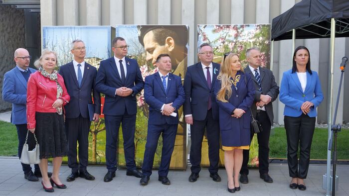 Wystawa „Szlaki nadziei. Odyseja wolności. Losy Polaków w czasie II wojny światowej” przy CSK w Lublinie. Fot.3.jpg