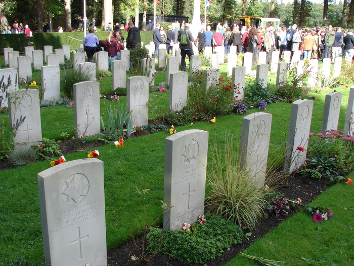 W Holandii upamiętniliśmy udział 1 Samodzielnej Brygady Spadochronowej w operacji Market Garden. Fot.6. Piotr Nosarzewski (IPN)